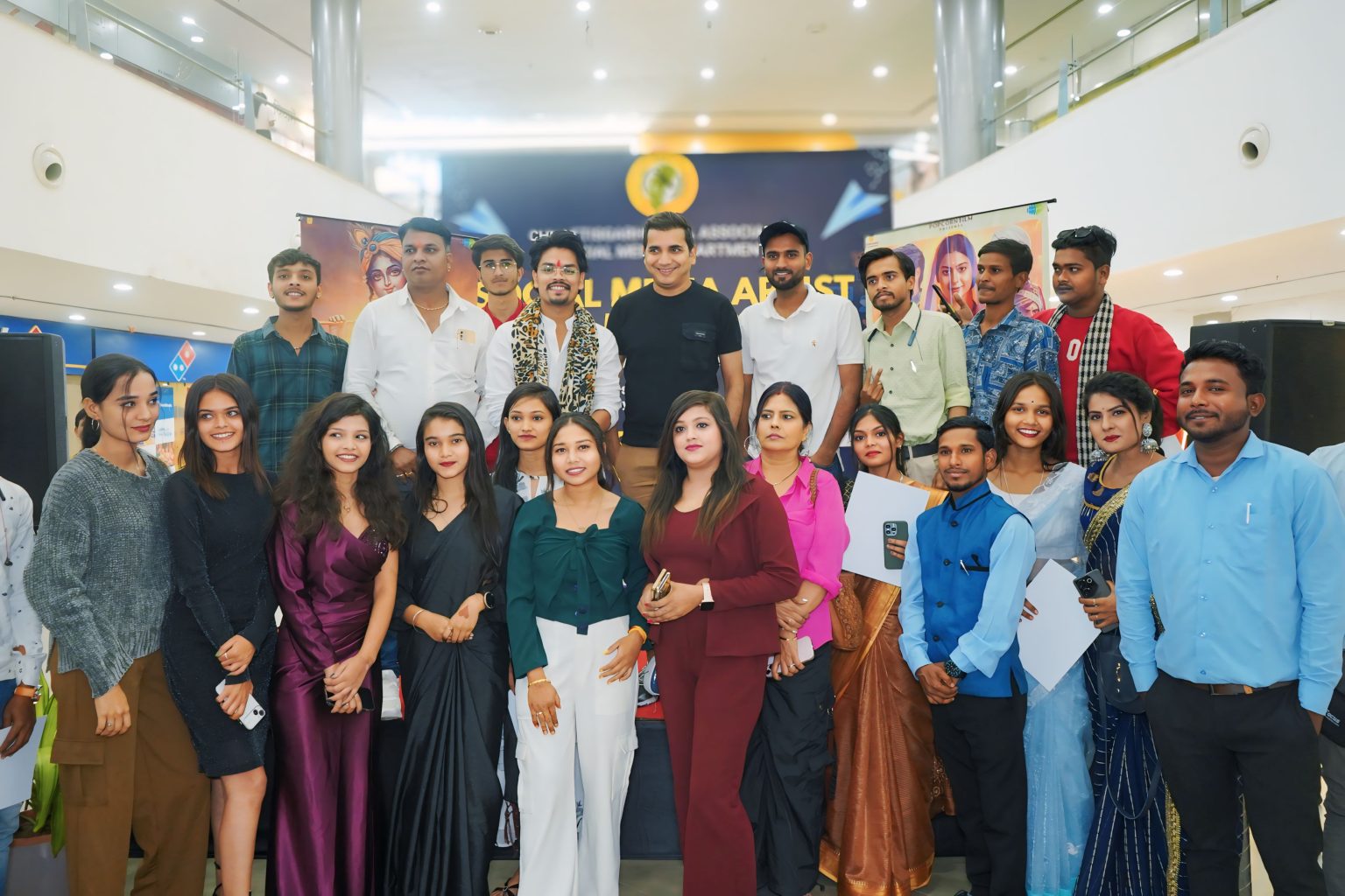 टीम विशेषताएँ और लाभ